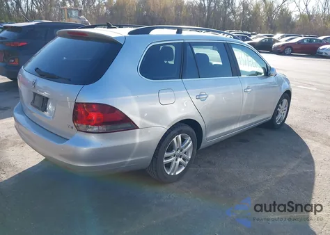 2014 Volkswagen Jetta Sportwagen 2.0L Tdi z USA, uszkodzony, nr VIN 3VWPL7AJ8EM607867